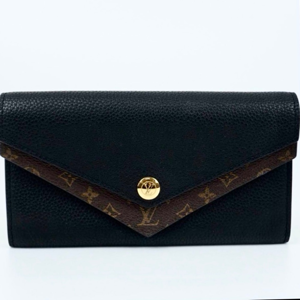 Louis Vuitton Taurillon Double V  Wallet